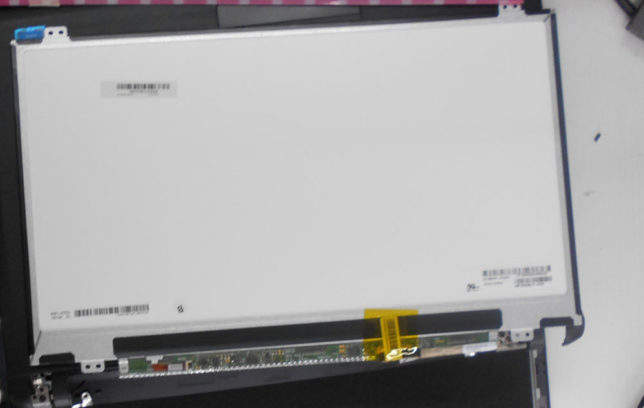 EPSON ENDEVER NY2500S 液晶がピンク色に乱れる | パソコンドック24 名古屋・庄内緑地公園店 (西区)
