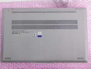 Lenovo 5-15IIL05 裏面