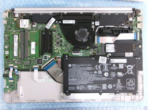 HP 15s-fq2640TU 内部