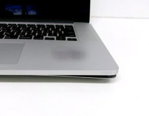 Macbook Pro 2013 バッテリー膨張