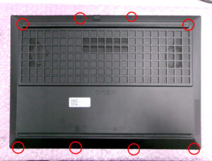 HP Laptop 16-wf0022TX 裏面