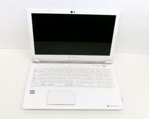 dynabook P3-T7KS-BW 外観