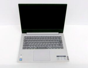Lenovo S340-14IWL 外観