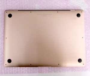 MacBook Air 2020 裏面