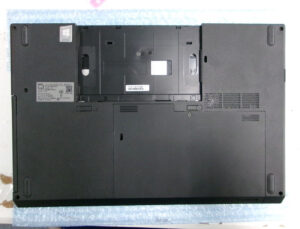 NEC PC-VRT16FB6S3JY 裏面
