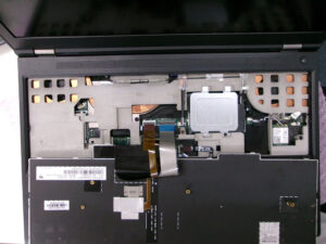 ThinkPad P51 キーボード下