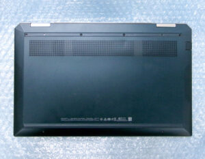 HP x360 13-aw0239tu 裏面2