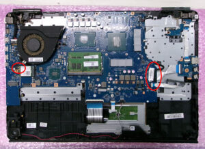 HP OMEN 17-w203TX 分解