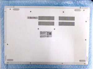 NEC PC-NS300NAW-E3 裏面