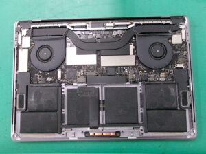 MacBook Pro 2017 内部