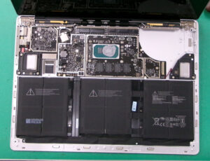 Surface Laptop4 内部2