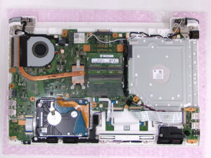 東芝 T75/FWS 内部