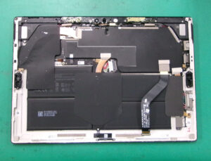 Surface Pro7 1866 内部2