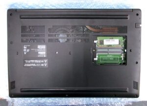 dynabook P2C6VBEL 裏面