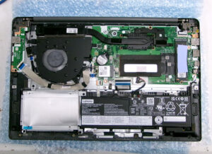 Lenovo 3-15ALC6 内部