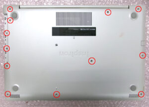 Inspiron 5570 裏面