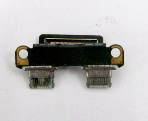 MacBook Pro Mid 2019 USB-Cポート2