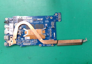 ASUS X1407Q マザーボード