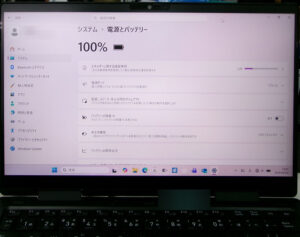 dynabook P1V4UPBB 充電100%
