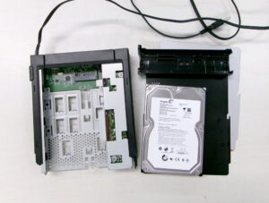 Buffalo HD-EB2.0TU2 HDD取り外し