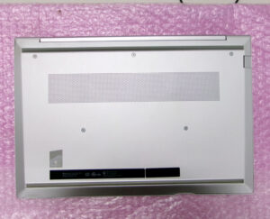 HP 630G10  (8X145PA) 裏面