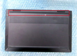 HP x360 13-ay1051AU 裏面1