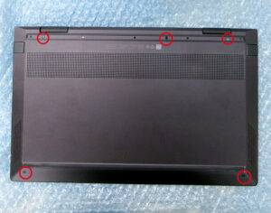 HP x360 13-ay1051AU 裏面2