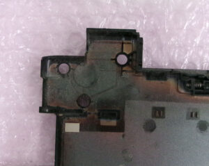 東芝 AZ35/MB 裏蓋割れ