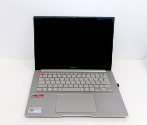 ASUS M5402R 外観